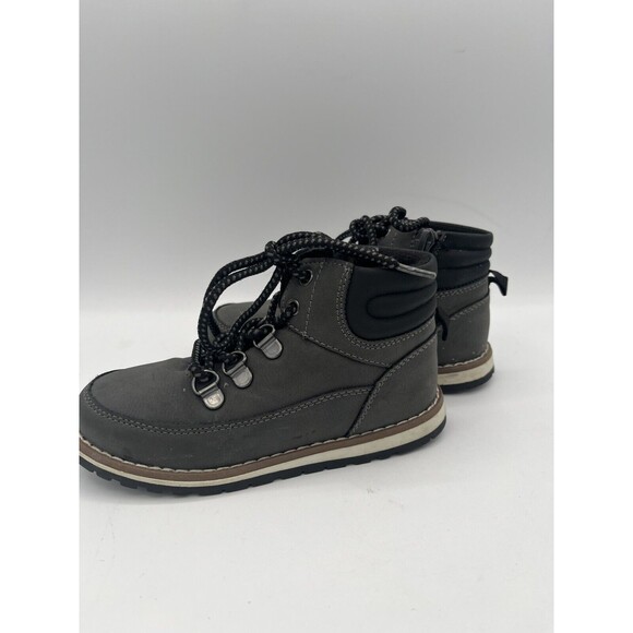 Size 10 Little Kid Childrens Place Boots Gray Suede Lace Up - Picture 1 of 12